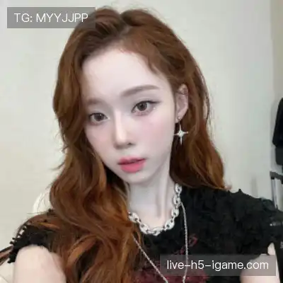 莫青